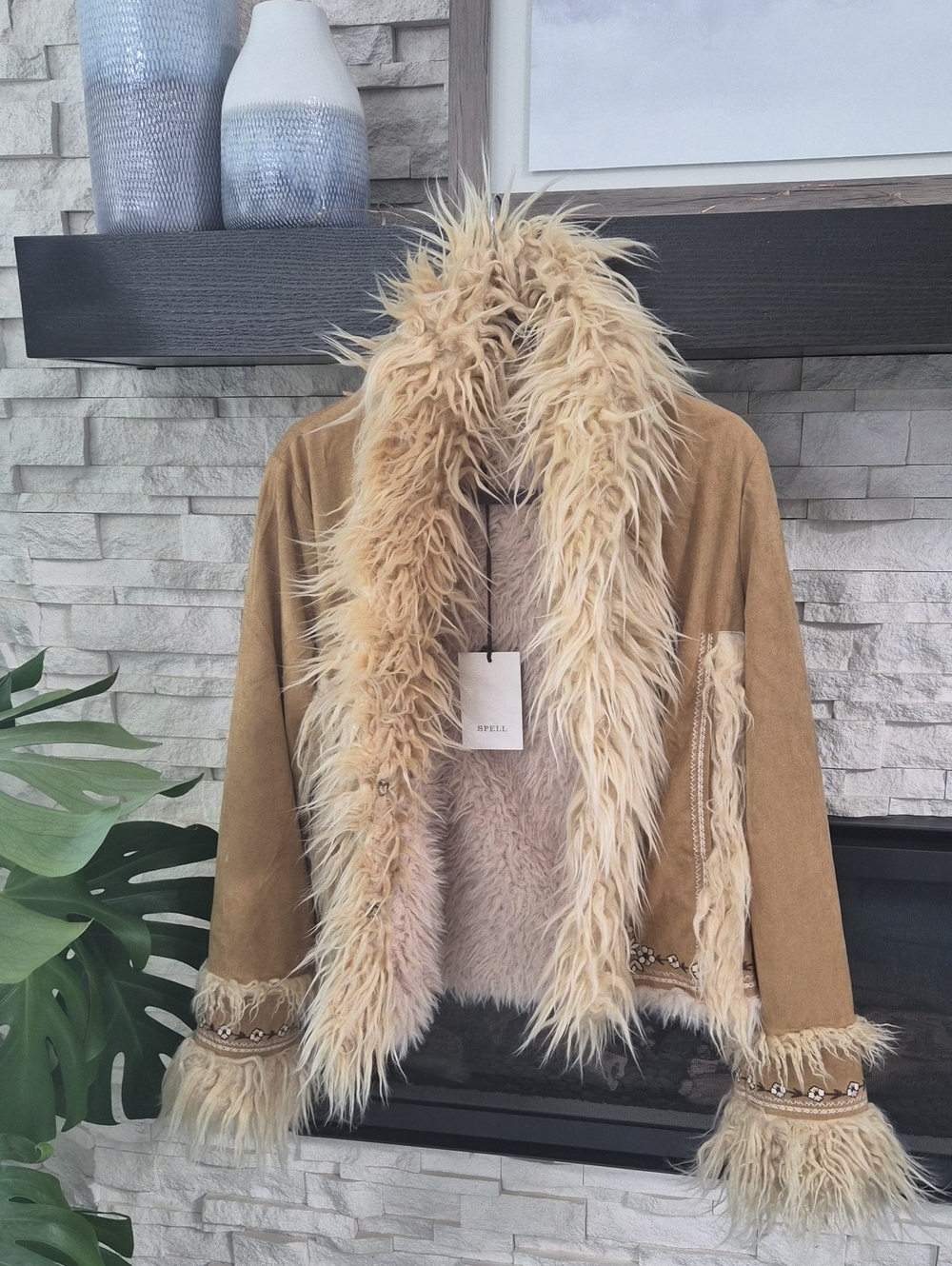Spell and the Gypsy Joplin Cropped Jacket in Hazelnut Size Small New with Tags! - Picture 5 of 13
